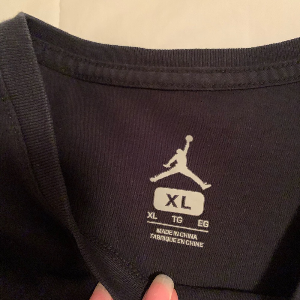 Jordan Tee - Picture 5 of 5